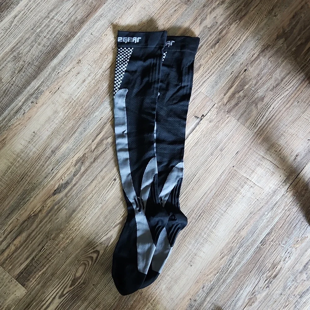 Compression socks - Picture 2 of 3